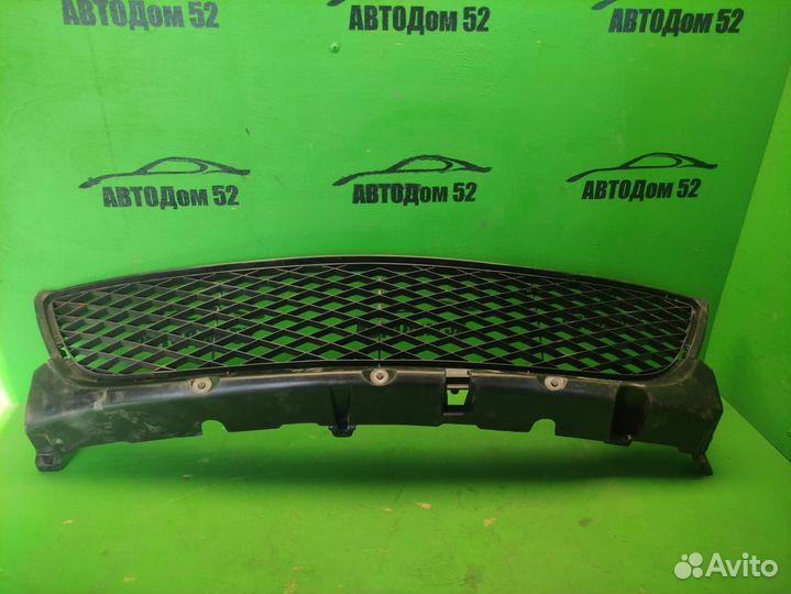 Решетка бампера Mazda 3 07-09 седан