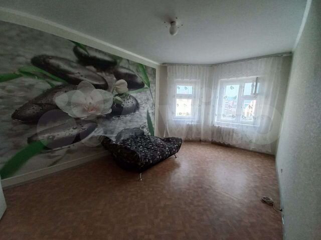 2-к. квартира, 54 м², 4/9 эт.