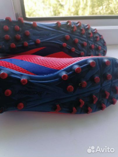 Футбольные бутсы Demix