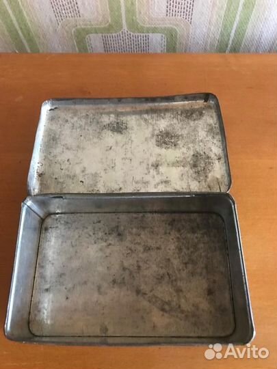 Жестяные коробки, банки СССР