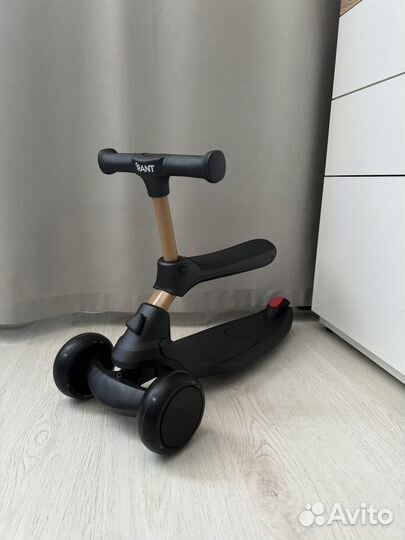 Беговел-самокат Новый