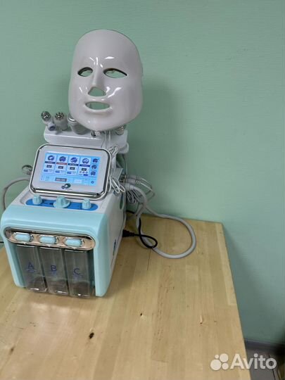 Аппарат гидропилинга H2O2 (7в1) 2 поколения мятный цвет в наличии