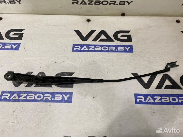 Volkswagen Passat B82015 3G1955410VR142-287