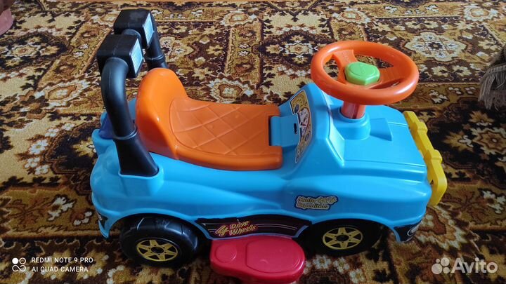 Машинка каталка Джип Молто