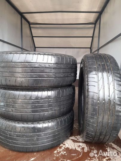 Bridgestone Dueler H/P Sport 215/65 R16 98H