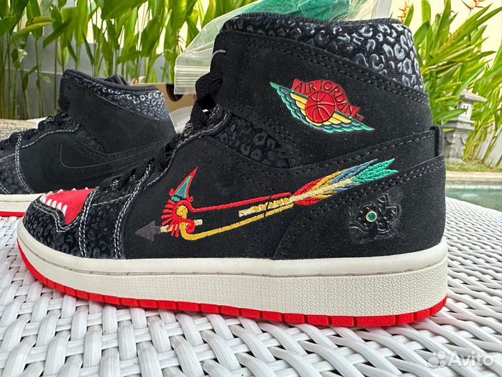 Кроссовки Nike air jordan 1 mid 38р