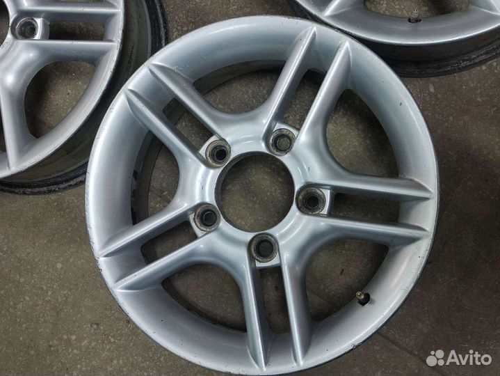 Диски r16 на Ниву