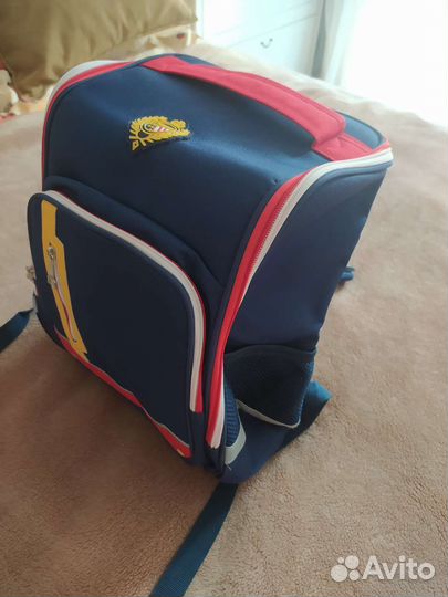 Рюкзак школьный новый