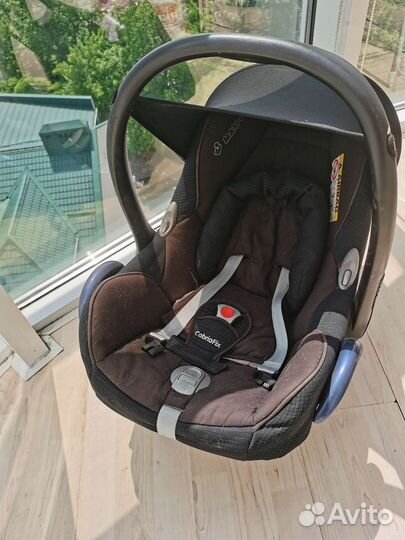 Автолюлька maxi cosi cabriofix