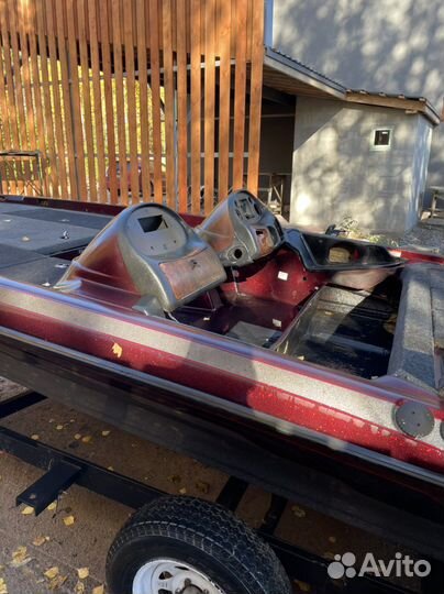 2004 Ranger 521VX корпус