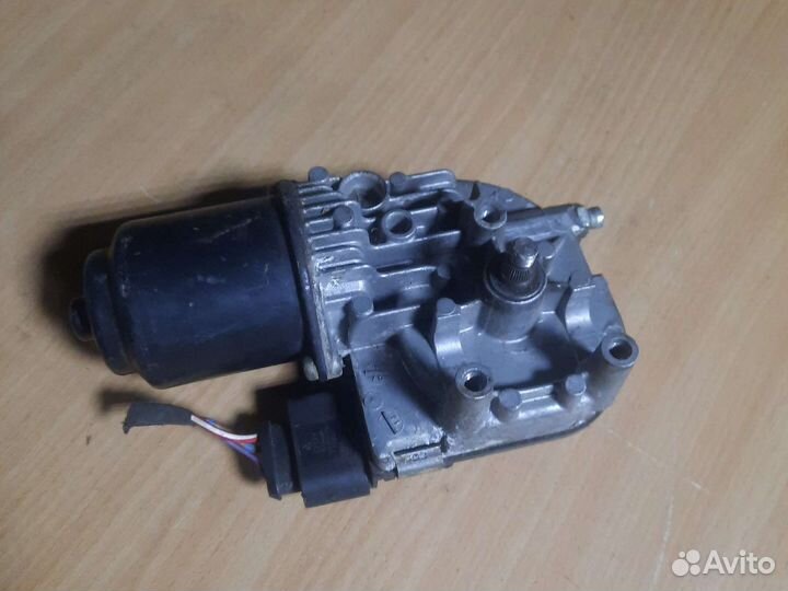 Моторчик трапеции дворников Passat B6 Пассат Б6