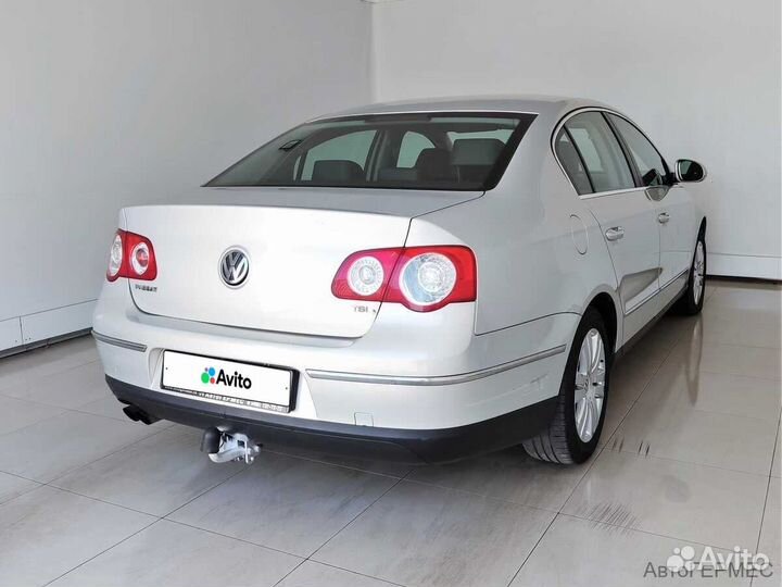 Volkswagen Passat 1.8 AMT, 2010, 196 396 км