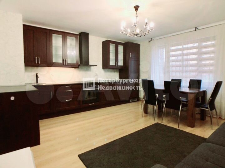 2-к. квартира, 67,2 м², 2/10 эт.