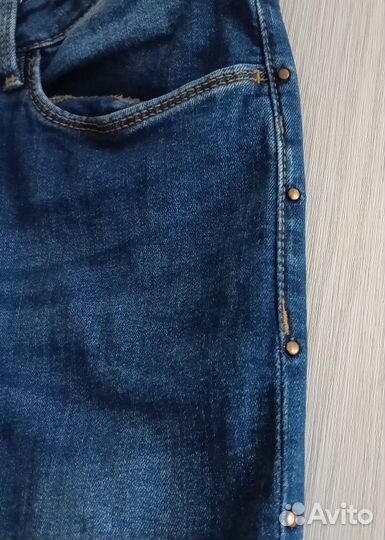 Джинсы женские