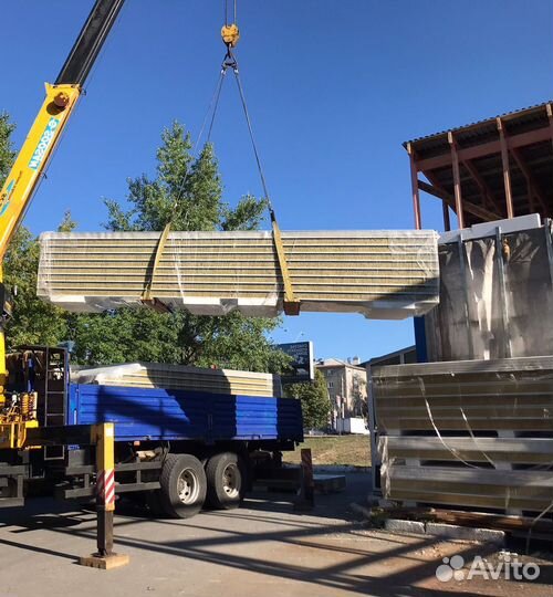 Сэндвич панели RAL 7028