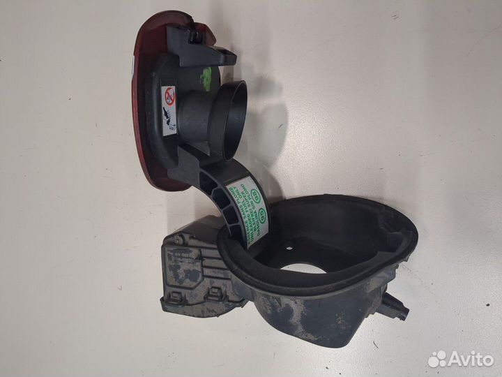 Лючок бензобака Renault Megane 3 2009, 2010