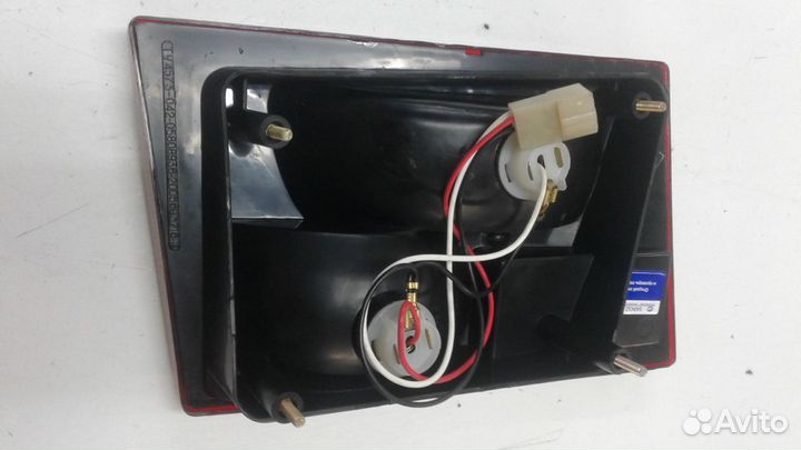 Фонарь задний Волга 3110 правый