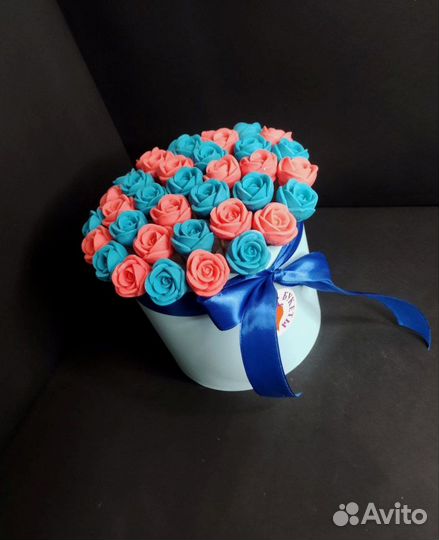 Шоколадные Розы - 37 шт в Шляпной Коробке