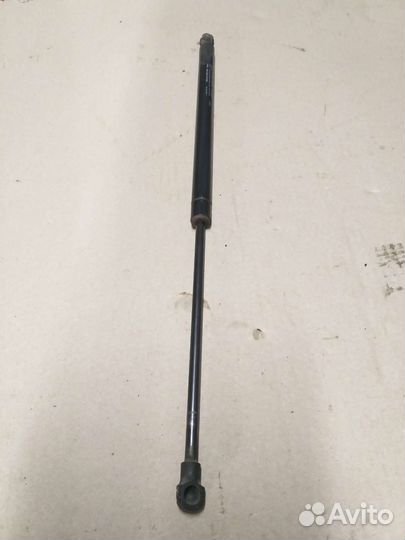 Амортизатор крышки багажника шевроле лачетти унив