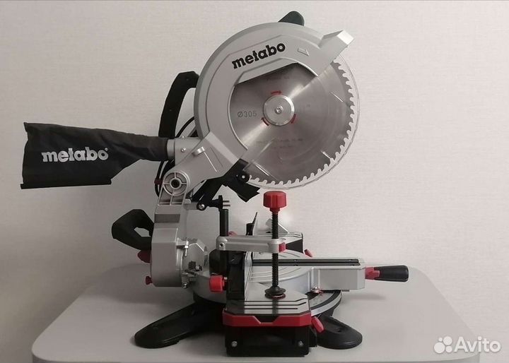Аренда торцовочной пилы Metabo KS 305 M