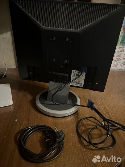 Монитор Samsung