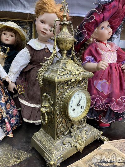 Бронзовые каминные часы