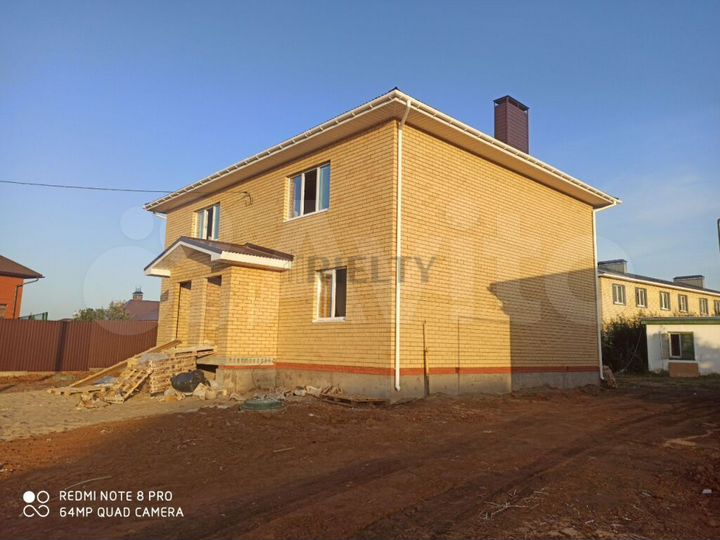 Таунхаус 110 м² на участке 4 сот.