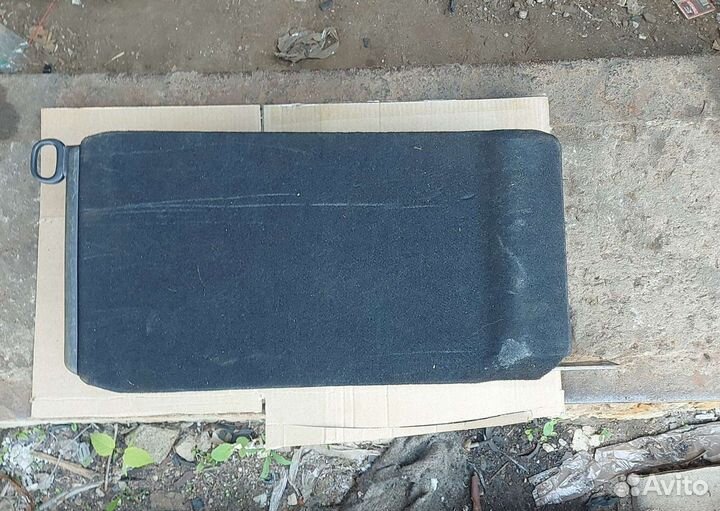 Подлокотник заднего дивана Хода crv3