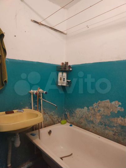 2-к. квартира, 43 м², 1/2 эт.