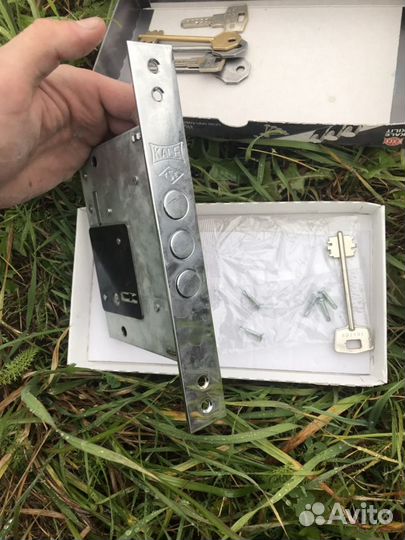 Замок врезной сувальный kale