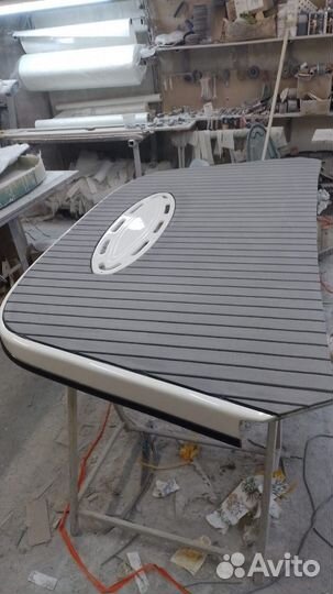 Bayliner 245 - купальная платформа