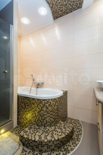 3-к. квартира, 96,4 м², 4/5 эт.