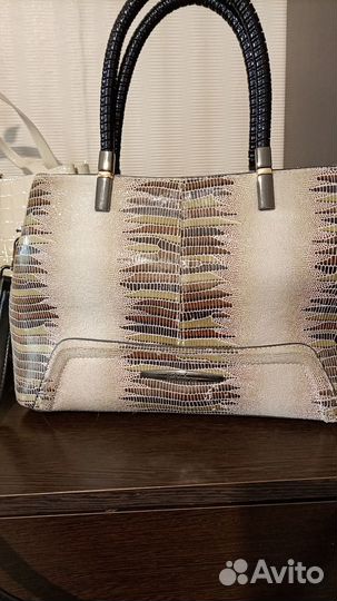 Сумка женская натуральная кожа на доставке