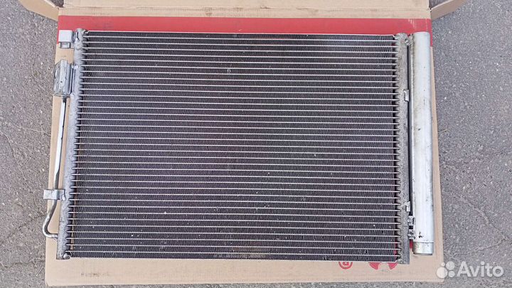Радиатор кондиционера на Kia rio 3 бу