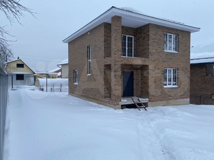 Коттедж 130 м² на участке 4 сот.