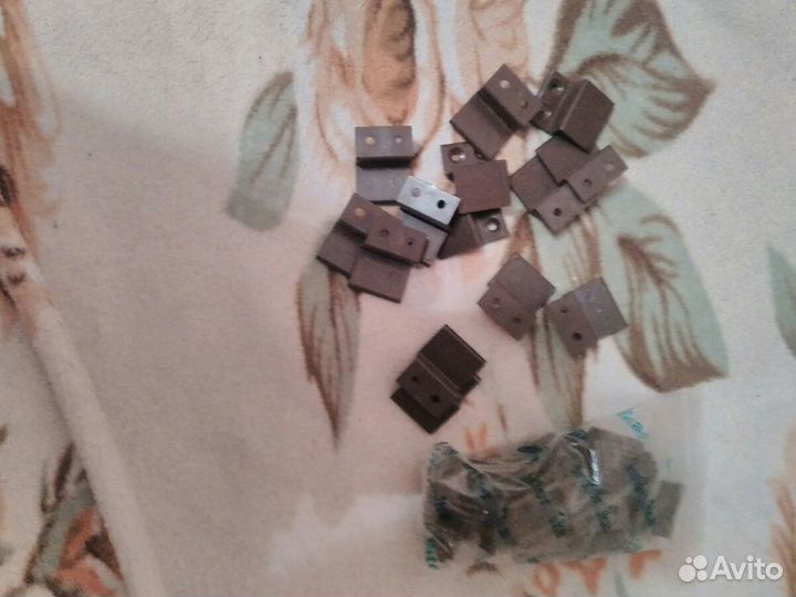 Крепление на горизонтальные жалюзи,и на окна пвх