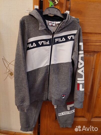 Спортивный костюм для мальчика 134 140