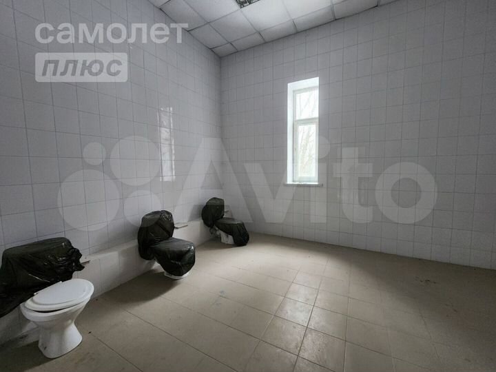 Сдам торговое помещение, 700 м²