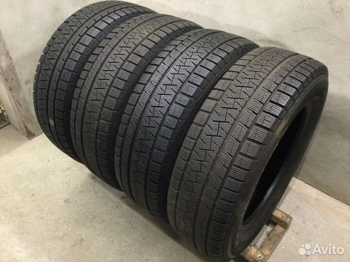 Pirelli Ice Asimmetrico 225/65 R17