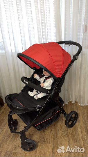 Коляска прогулочная recaro