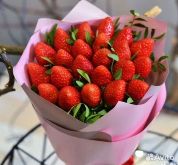 Съедобные букеты из клубники,овощей,шоколада