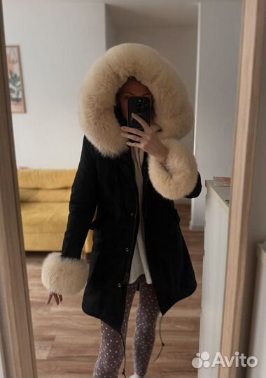 Парка с натуральным мехом xs