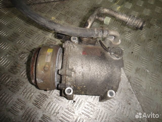 Компрессор кондиционера Pajero (96-04) 6G74 б/у