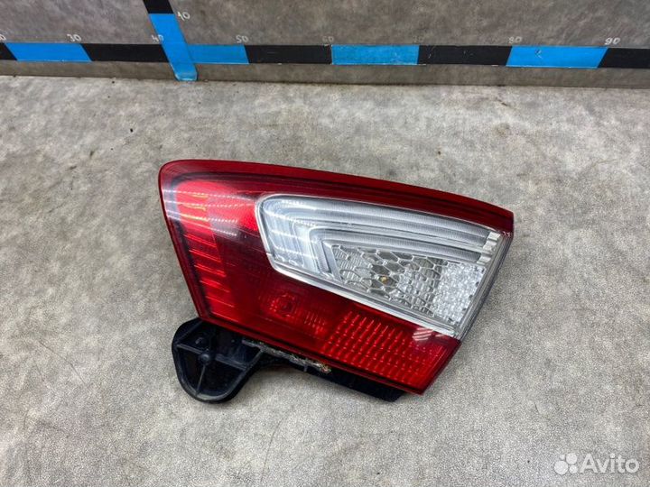 Фонарь задний правый Ford Mondeo 4 2.0 ecoboost