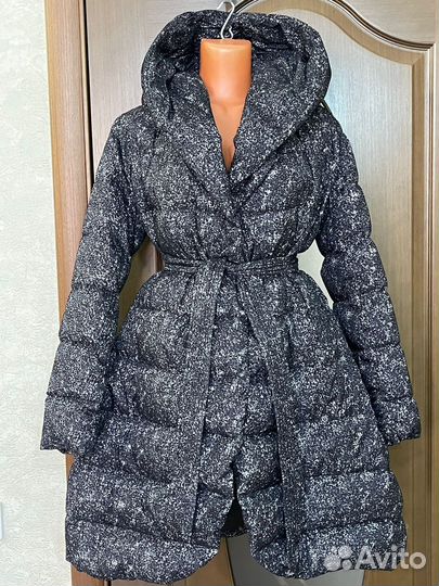 Пальто пуховик 42 в отличном состоянии