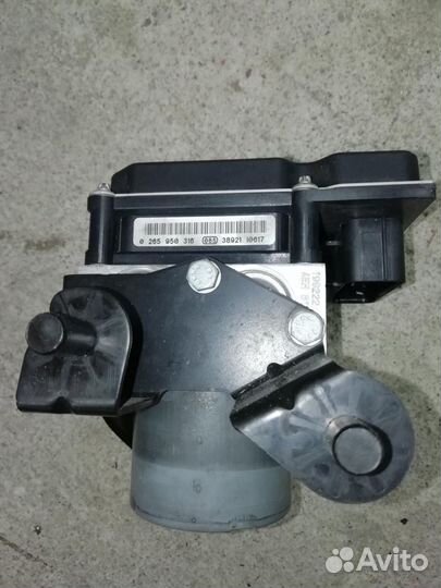 Блок ABS (насос) BMW E60