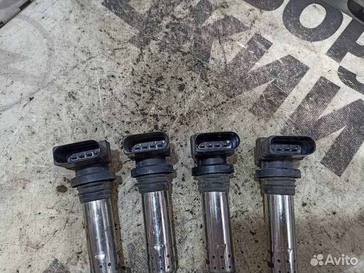 Катушка зажигания Volkswagen Golf 5