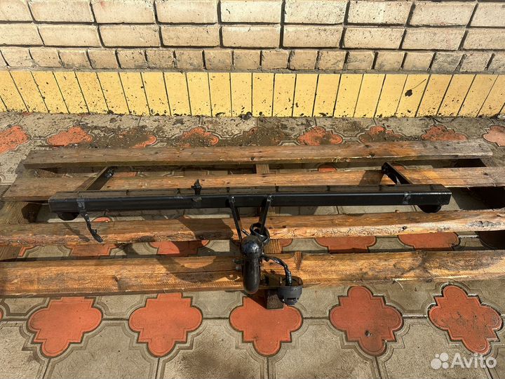 Фаркоп для Skoda Rapid 2/VW polo 6