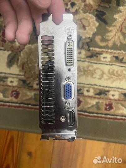 Видеокарта Asus GeForce GTX 550 Ti 1gb