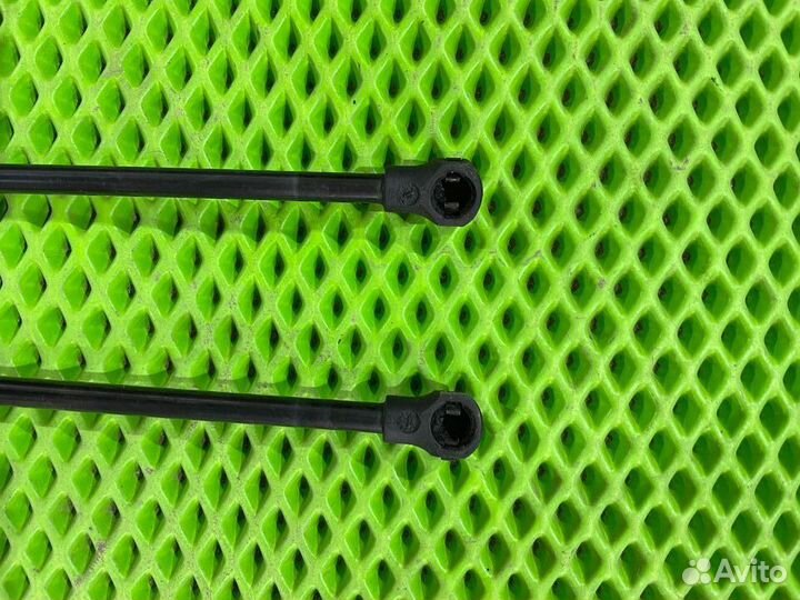 Амортизатор багажника Peugeot 308